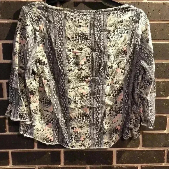 Hollister Blouse - Picture 2 of 5